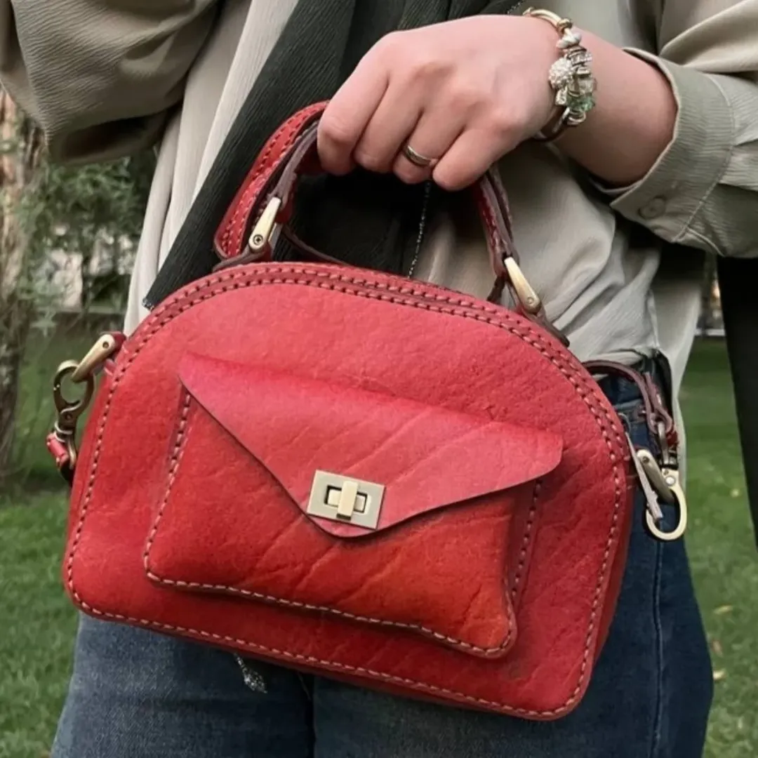 کیف دوشی زنانه،چرگاوی کاملآ دستدوز