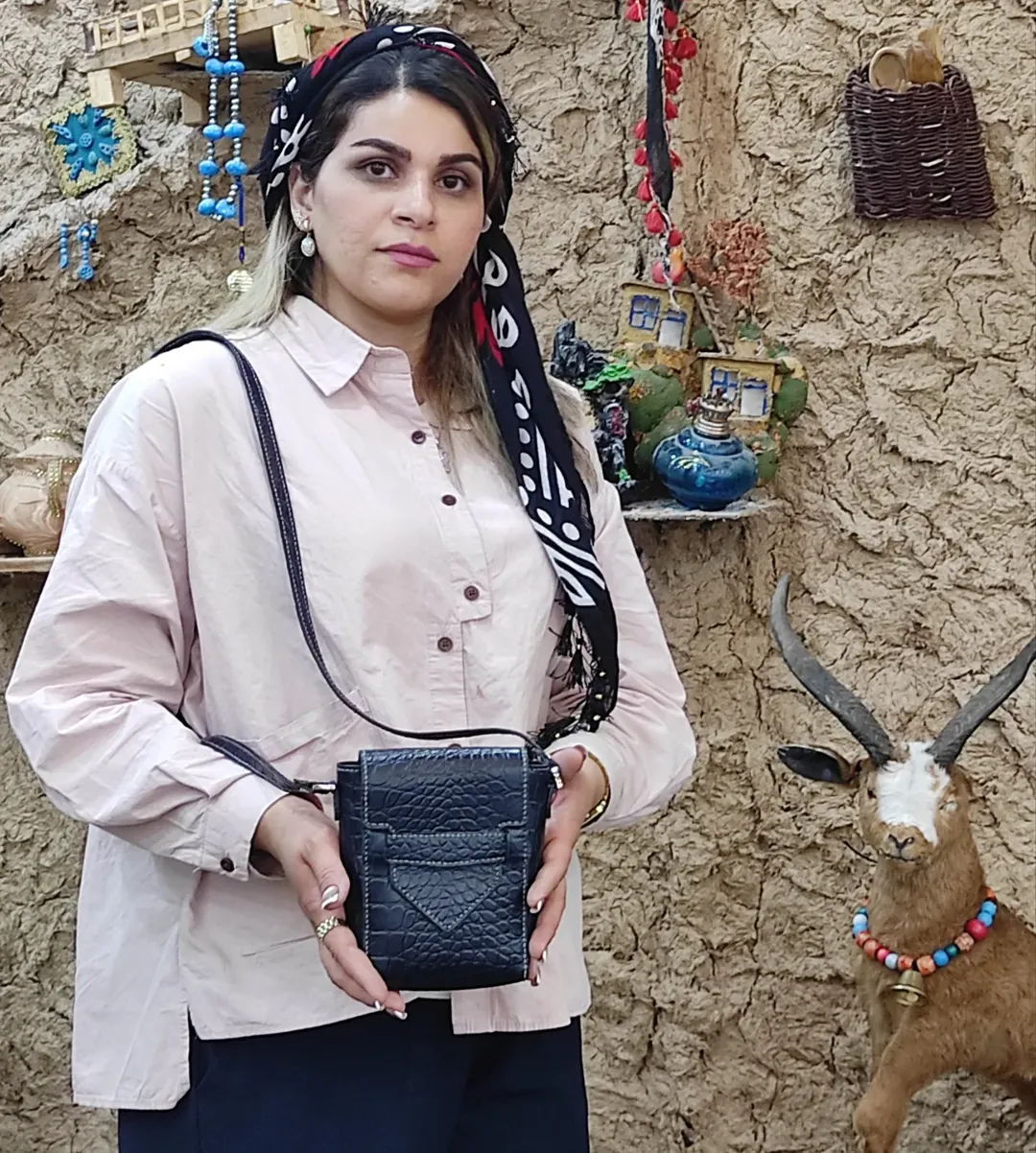 کیف حمایل کوچک رنگ سورمه ای